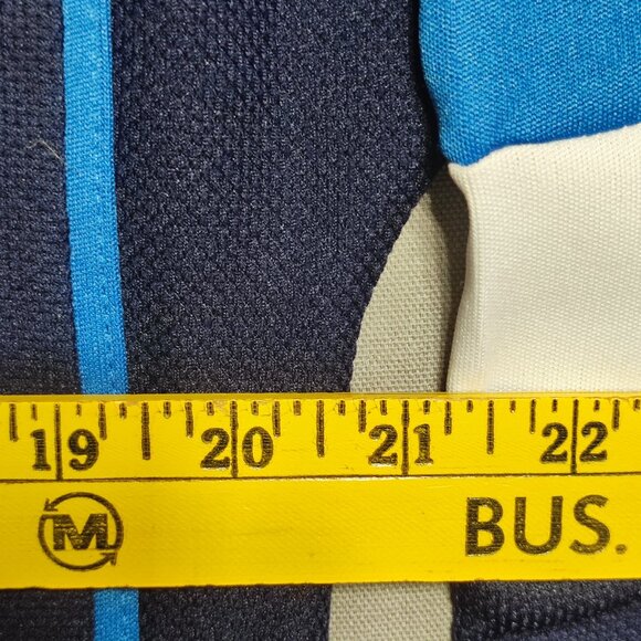 Winnipeg Jets collectors hockey jersey boys size L/XL blue with logo - Picture 11 of 12